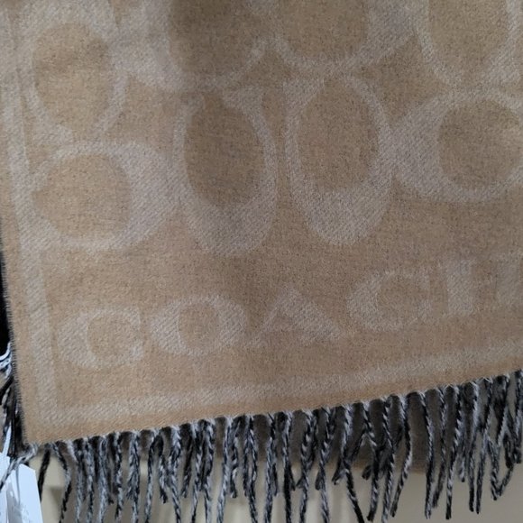 Men's scarf - Picture 1 of 3